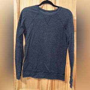 Lululemon Reversible Crewneck size 6
